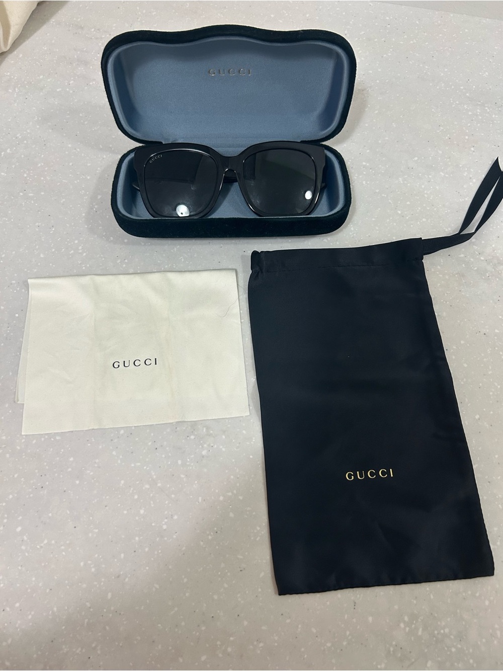 Gucci Women Black Oversized Square Sunglasses with Case